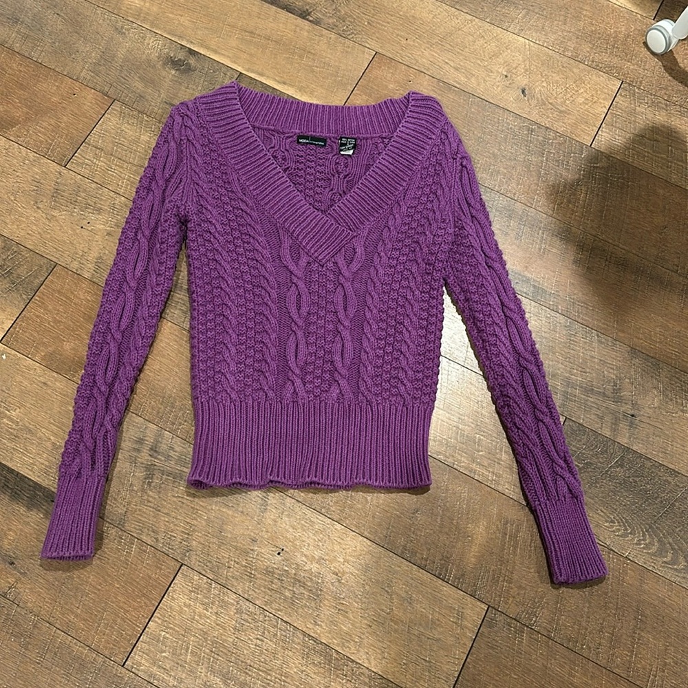 Y2K VS Sweater
